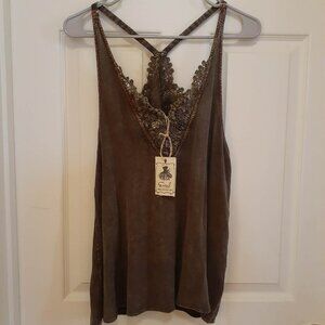 EASEL Women's Lace-Trim Camisole And Matching Skorts NWT